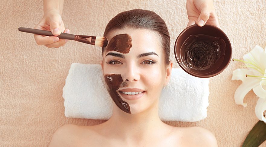 Miras: Çikolata ve çilek antioksidan bakımında zengindir ve cildinizi serbest radikallerden korumak için birebirdir. FOTO:SHUTTERSTOCK