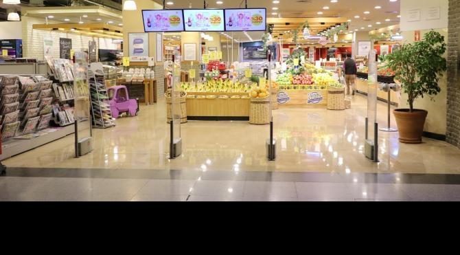 Süpermarkette 13 bin lira düşüren müşteriyi polis buldu
