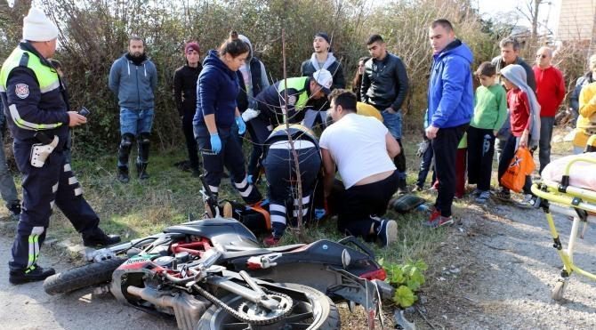 Zonguldak&#39;ta iki kazada 2 kişi yaralandı