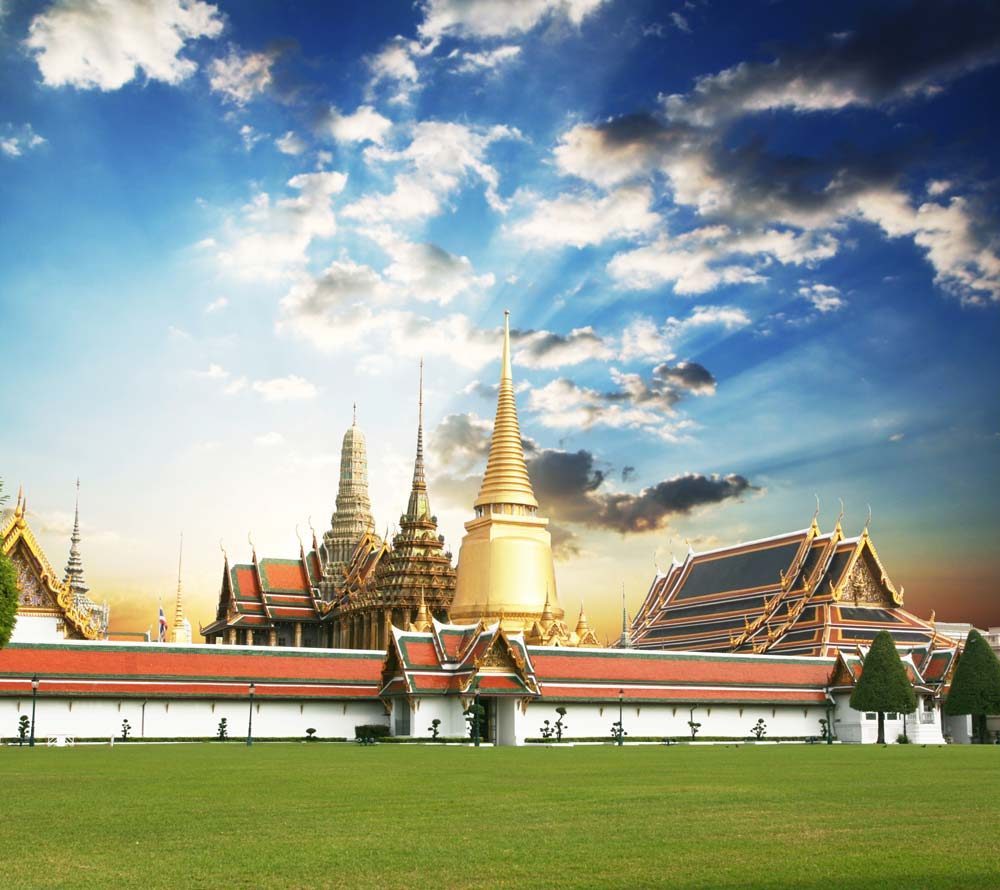 gold-palace-in-bangkok