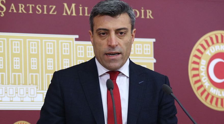 'Mehmedimiz Suriye'de şehit oluyor, Suriyeliler Türk kızlarıyla geziyor'