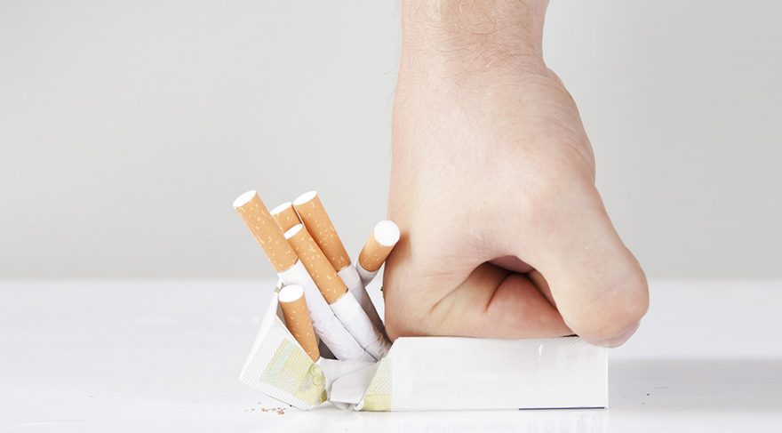 Yapılan çalışmalarda herhangi bir tıbbi yardım almadan, sigarayı bırakma girişimindeki başarı oranının sadece %3 - 7 olduğu gösterilmiştir. FOTO:SHUTTERSTOCK