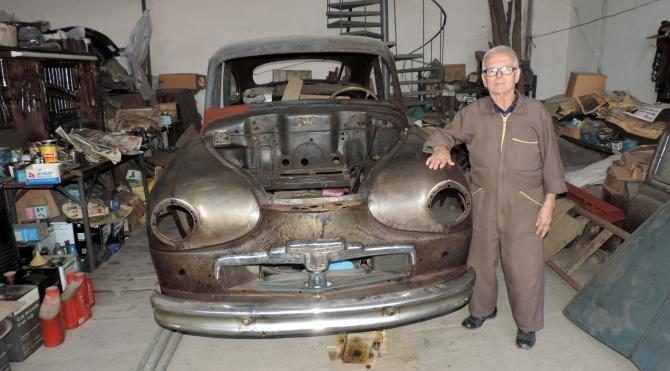 70 yıllık usta, o otomobili tamir edemeden öldü
