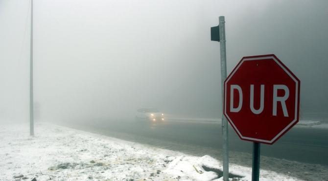 Kar ve sis Bolu Dağı&#39;nda ulaşımı yavaşlattı