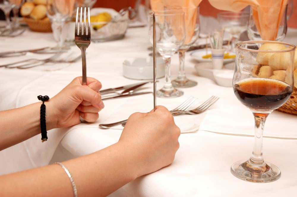 iyi-misafir-nasil-olunur