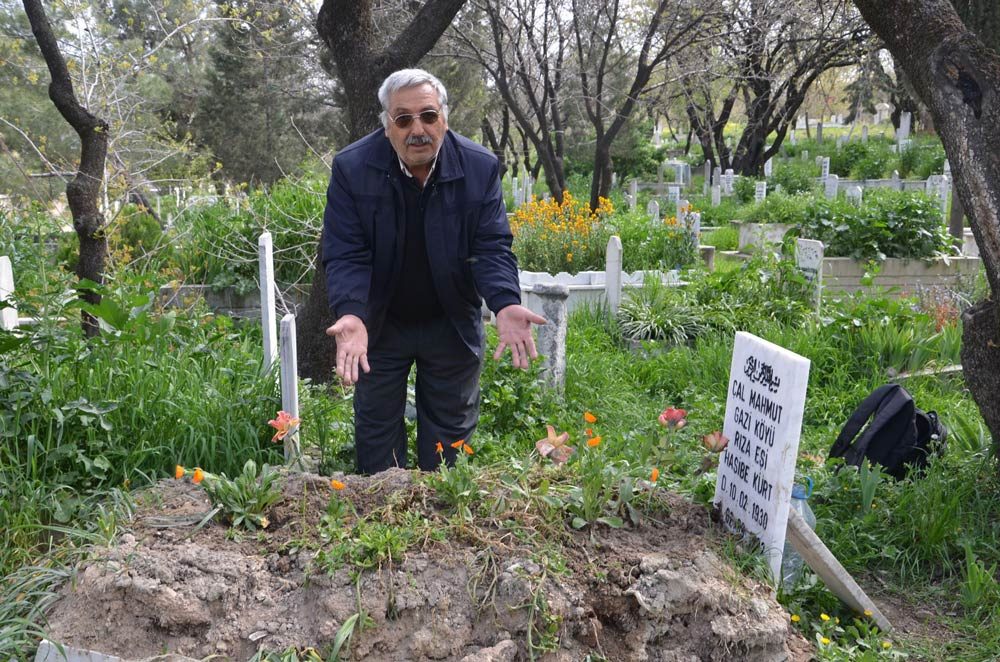 mezar-tasi-calindi-1