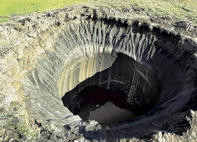 rusya-daki-dev-delik-delik-rusya-1483546