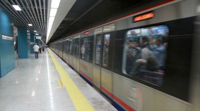 Yapımı devam eden İstanbul'daki Marmaray banliyö hatlarının altına otopark yapılması gündemde 