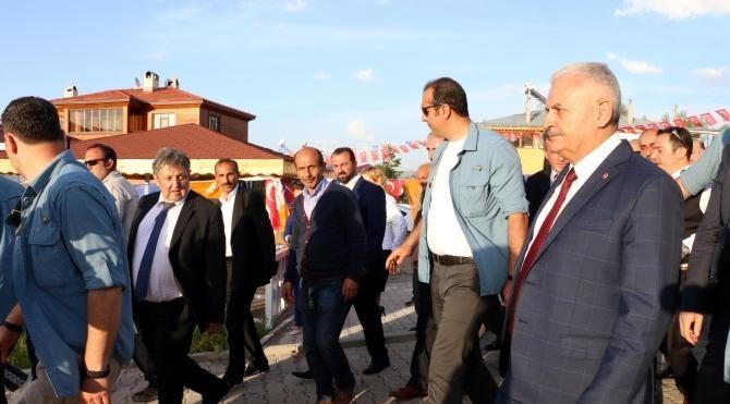 Başbakan Binali Yıldırım&#39;ın köyünden 2 hayır çıktı