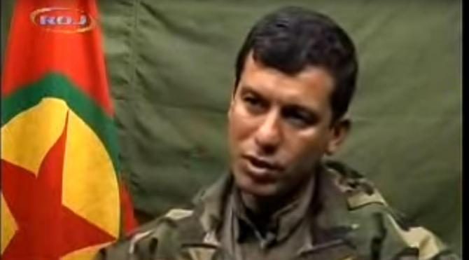 Kırmızı liste ile aranan PKK'lı terörist, ABD'li komutanın yanında 