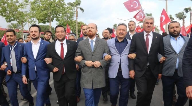 Bilal Erdoğan&#39;dan Adana&#39;daki kazada yaralananlara ziyaret (2)