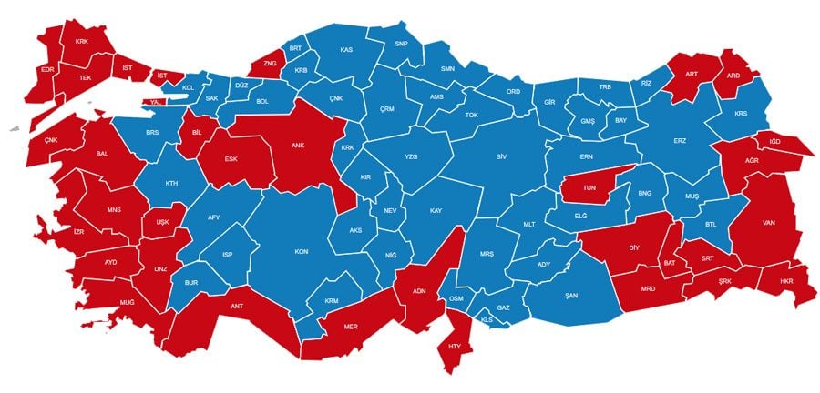 Kırmızılar referandumda çoğunlukla hayır maviler ise evet diyen kentler