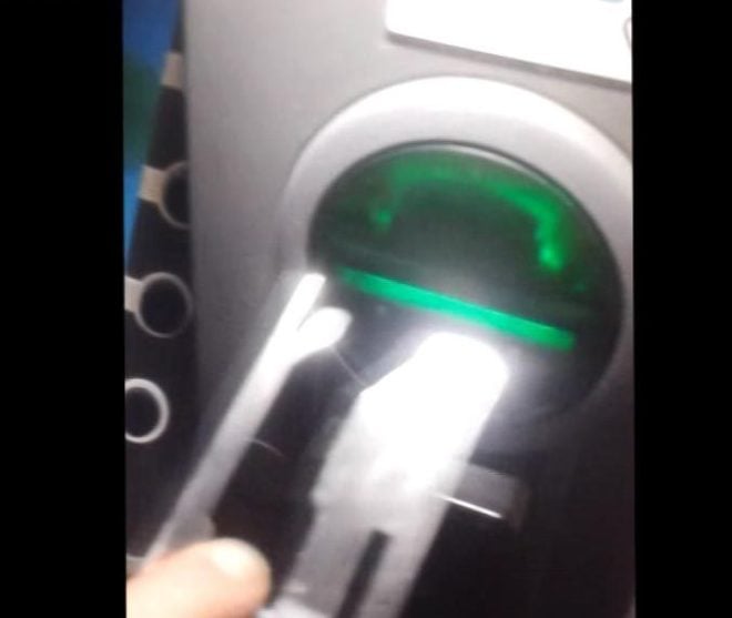 Dolandırıcılar düzeneği böyle denerken görüntülendi. 