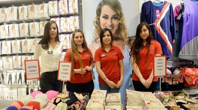 Diyarbakır&#39;dan 15 ülkeye iç giyim ihracaatı