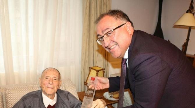 İstanbul eski Belediye Başkanı Ahmet İsvan yaşamını yitirdi