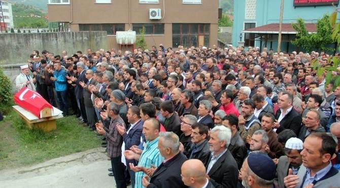 Antalya&#39;da ölen iki madenci Zonguldak&#39;ta toprağa verildi