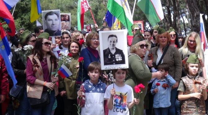 Ruslar, 9 Mayıs Zafer Bayramı’nı Heybeliada&#39;da kutladı