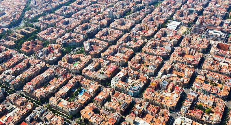 Barcelona'nın lüks bölgelerinden Eixample/Fotoğraf: Shutterstock