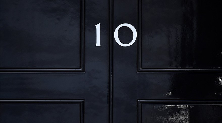 İngiliz Reuters haber ajansı, Başbakanlık Konutu'nun bu fotoğrafını abonelerine servis etti. Seçim sonuçlarına göre; Downing Street 10 Numara'nın sahibi değişebilir.