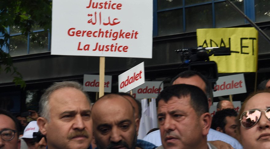 CHP'nin tarihi 'Adalet Yürüyüşü'nden görüntüler