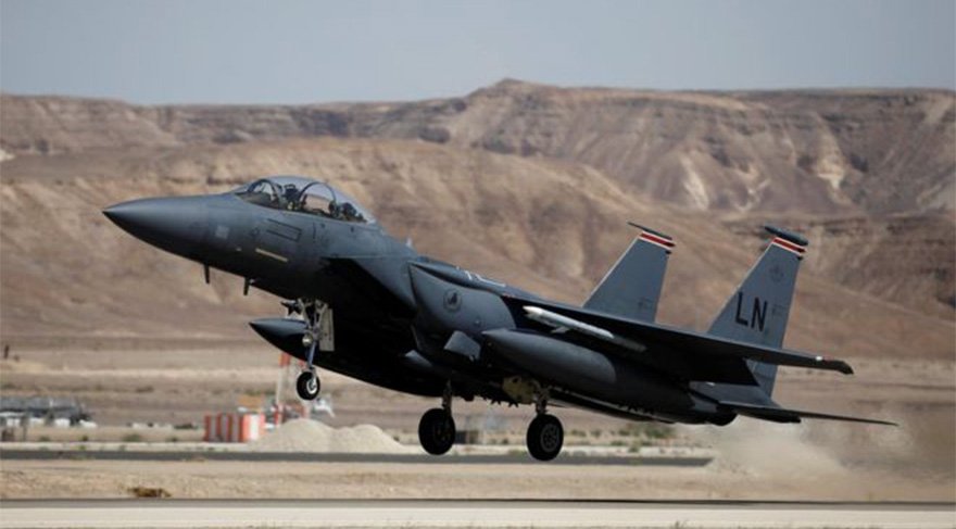 Katar ABD'den 12 milyar dolar değerinde uçak alıyor