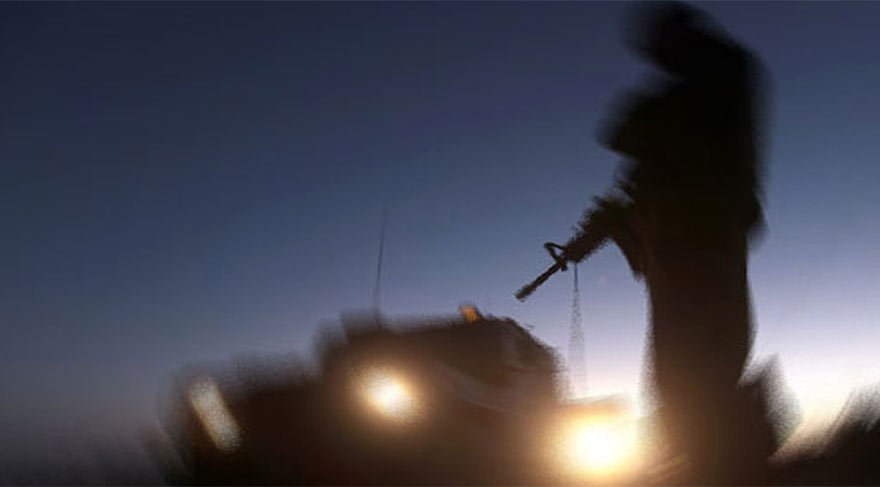 Hakkari'de iki ayrı saldırı: 9 asker yaralı