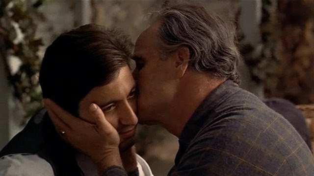 Mike ve Don Corleone birbirini çok seviyordu