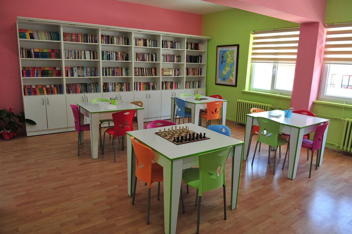 sehidin-adi-kutuphaneye-verildi-1