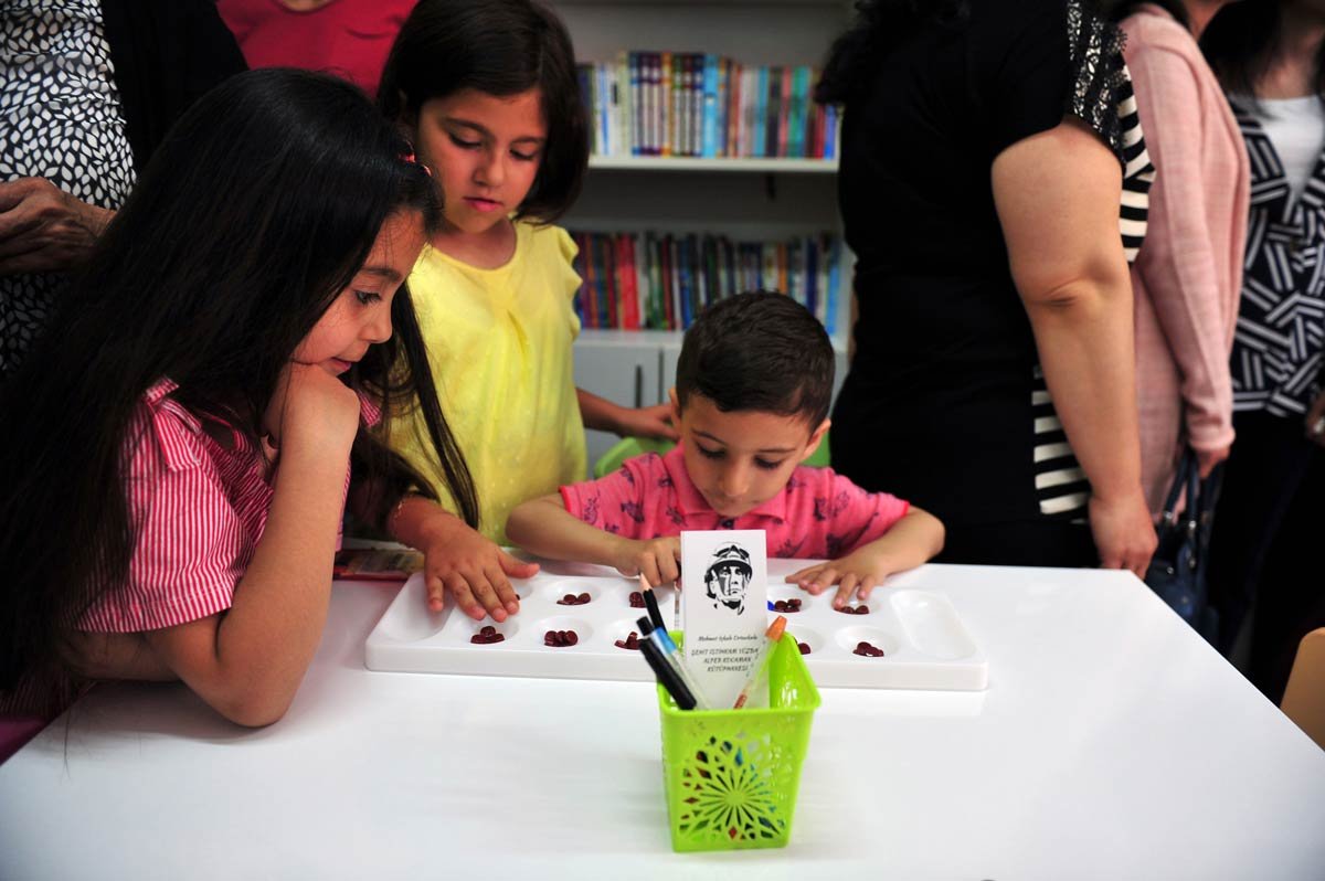 sehidin-adi-kutuphaneye-verildi-5