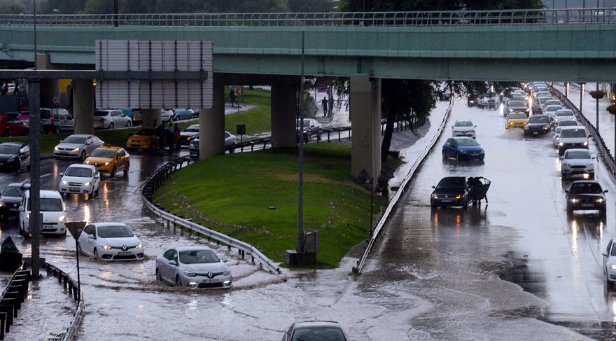 Son dakika haberi... İstanbul'da 18 Temmuz afeti! İşte açıklamalar eşliğinde yağmur alarmında son durum...