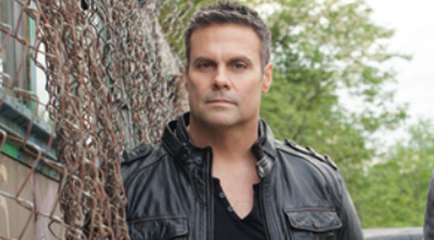 Helikopterin düşmesi sonucu hayatını kaybeden Troy Gentry 50 yaşındaydı.