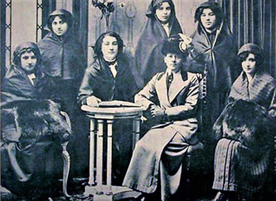 20. Yüzyıl’ın başında Osmanlı’da bir ‘kadın hareketi’ ortaya çıkmıştı. 