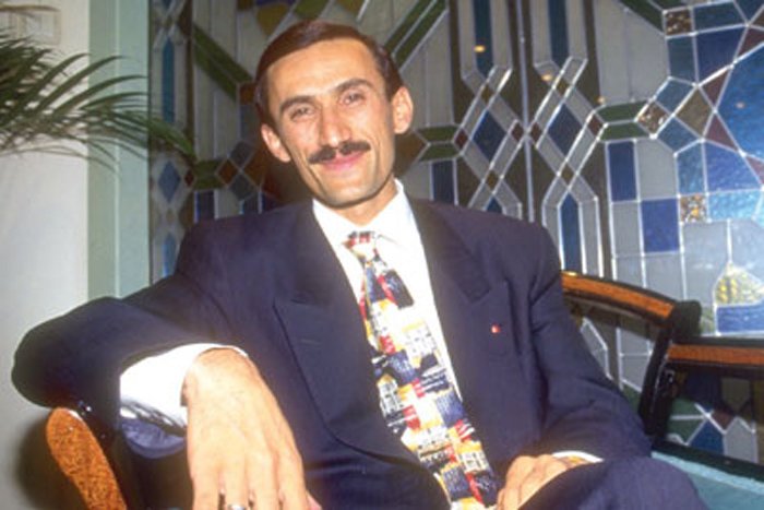 Bekir Yıldız, Sincan Belediye Başkanı olduğu dönemde tartışmalı icraatlara imza atmıştı.
