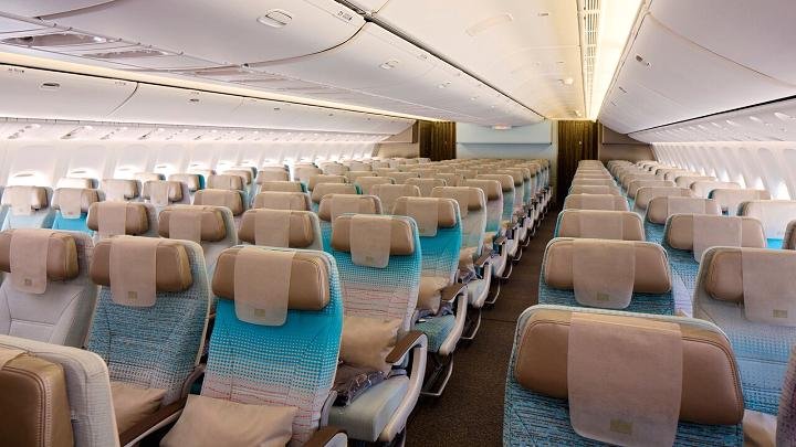 104837327-economy-class-cabin-on-boeing-777-300er_preview_1-720x405