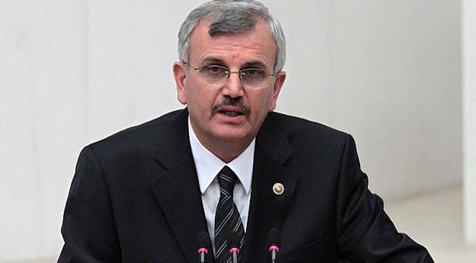 Cumhurbaşkanı Erdoğan’ın özel doktoru AKP eski milletvekili ve Sağlık Bilimleri Üniversitesi Rektörü Prof. Cevdet Erdöl