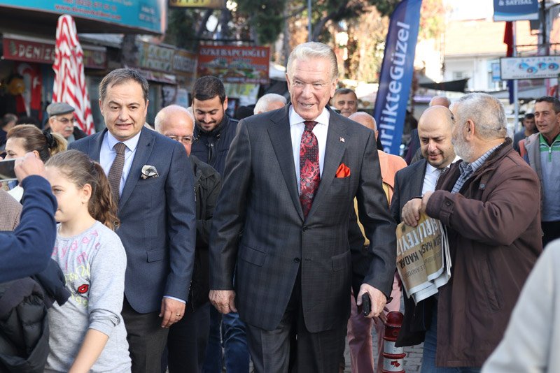 FOTO:Oben ULU - Gökmen'i Uğur Dündar da yalnız bırakmadı...