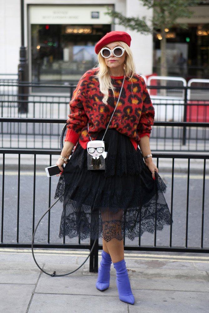 BERE: 2018'de yükselişe geçmesi beklenen bereler Pinterest'te de yükselişte. Berets konu başlığı yüzde 269 artış göstermiş. Sokak modasının da vazgeçilmezi berelerde Fransız usulü modeller öne çıkıyor...