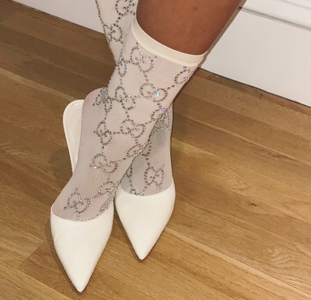 ÇORAPLAR: Son zamanlarda özellikle ayakkabı içine giyilen çoraplar oldukça popüler. Sosyal paylaşım sitesinde de 'Sheer Socks' araması yüzde 72 artmış. Şeffaf ve nefes alabilenler ise kullanıcıların favorisi...