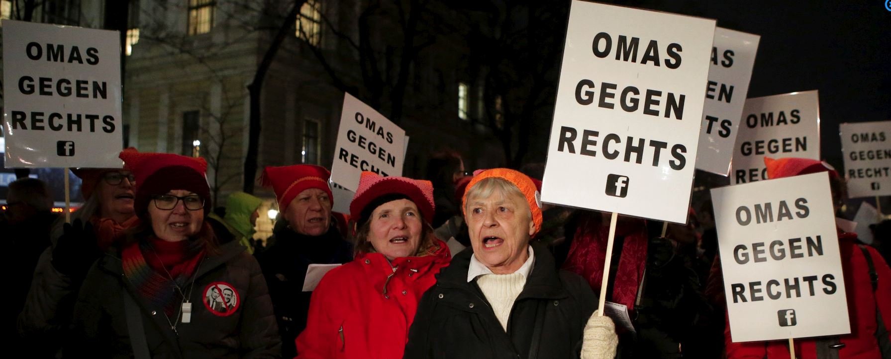 Avusturya'da aşırı sağcı hükümet istemeyen bir grup da, 