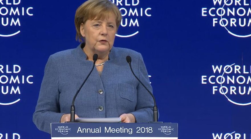 Almanya Başbakanı Angela Merkel Davos Zirvesi'nde