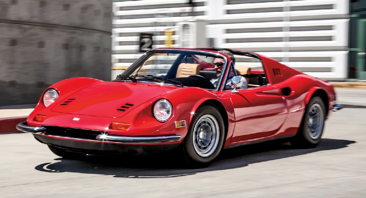 1973-ferrari-dino-246gts-front-view-in-motion-kopya
