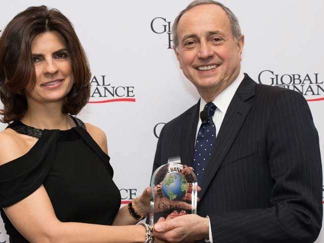 Akbank'a 'Türkiye’nin En İyi Özel Bankacılık' ödülü verildi