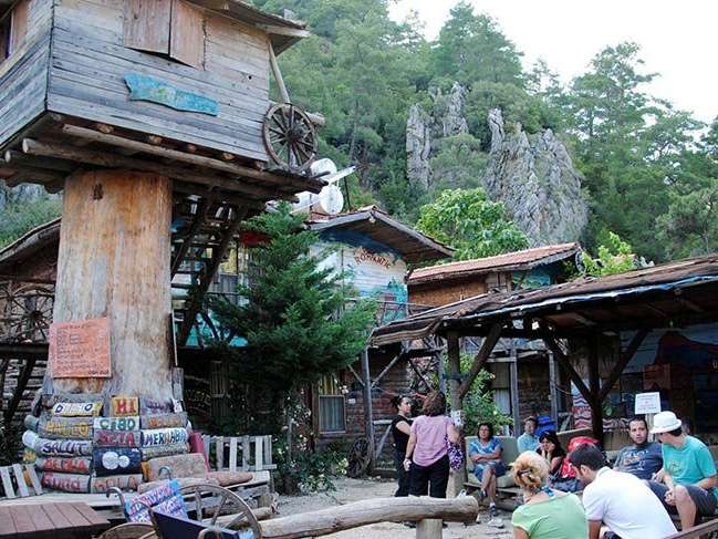 Kadir'in Ağaç Evleri, 'kalınacak en iyi hostel' seçildi