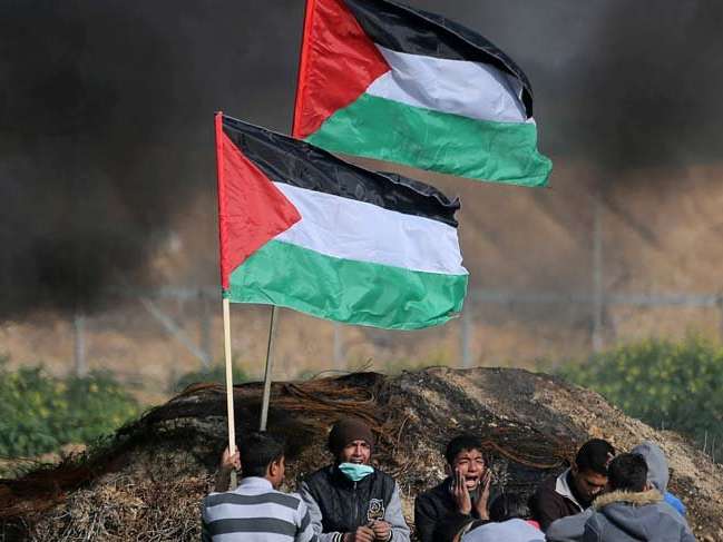 İsrail'den Gazze'ye topçu atışıyla saldırı