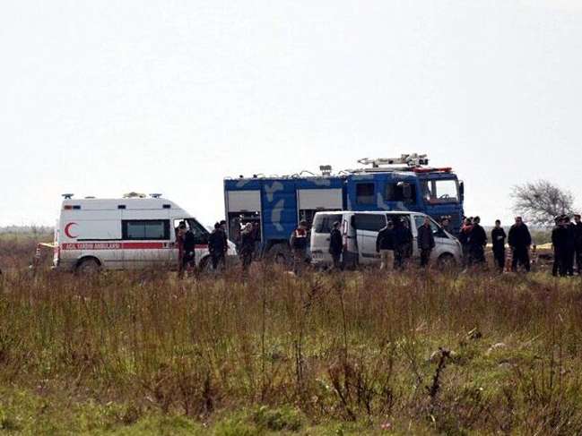 İzmir'de eğitim uçağı düştü: İki şehit
