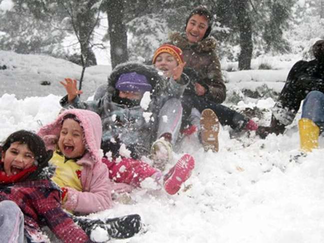 Valilikten kar tatili açıklaması: İstanbul'da okullar tatil edilecek mi?