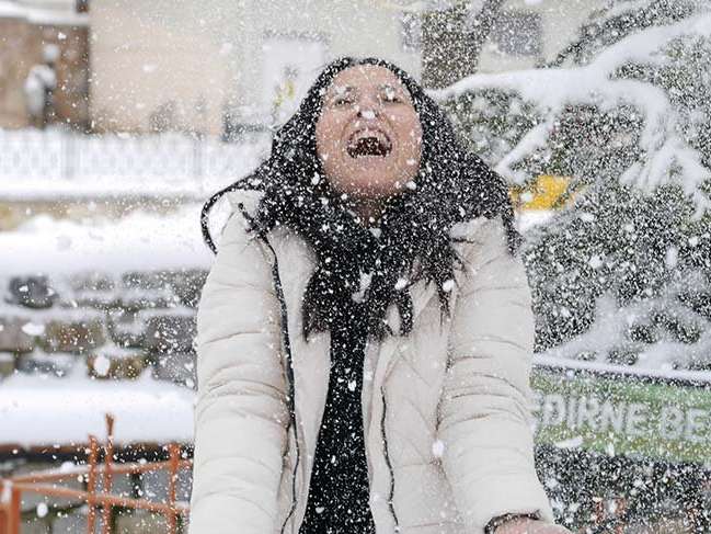 İstanbullular dikkat: Kar şiddetini artıracak! Meteoroloji'den uyarılar! Yurtta hava durumu
