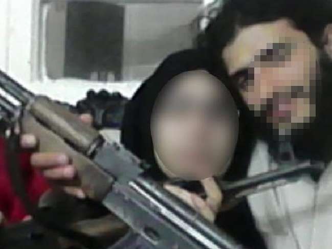 IŞİD'in canlı bombası olduğu iddia edilen Suriyeli kadına ilk duruşmada tahliye