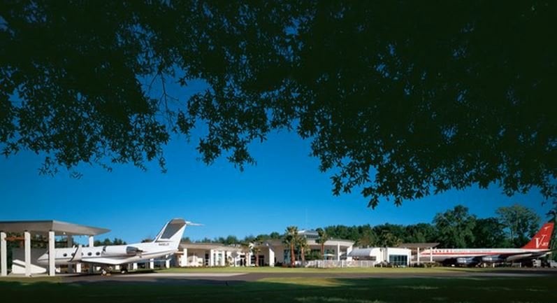 johntravoltaninevi10