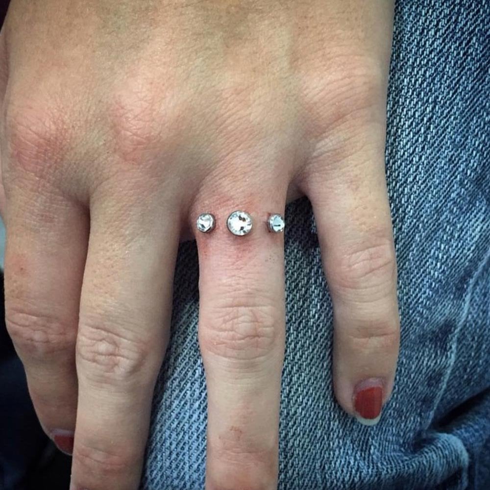 dermal-piercing-instagram7